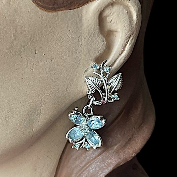 Vintage Coro Signed Earrings Ice Blue Faceted Silver Tone Dangle Flower Leaves - Picture 8 of 9